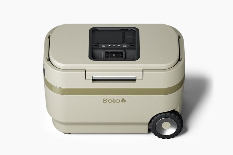 AC-Equipped Camping Coolers : Solo Stove Windchill 47