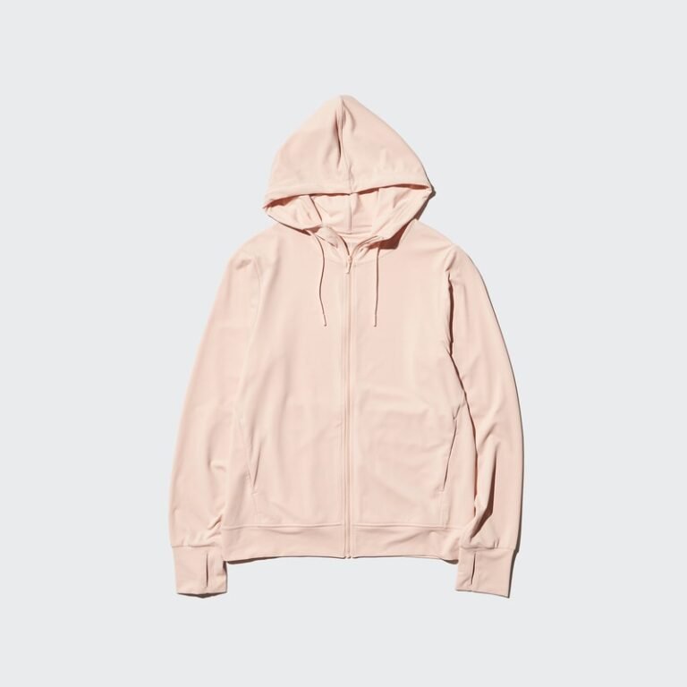 Functional Airy Apparel : UNIQLO’s AIRism Collection