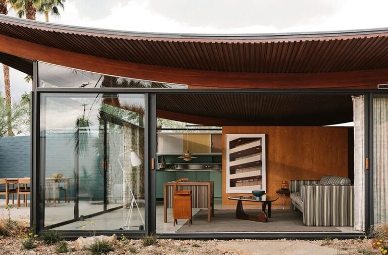 Reimagined Mid-Century Boutique Rentals : wave house 1