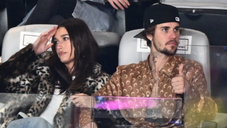 Justin & Hailey Bieber Dance, Make Big Show of Having Fun