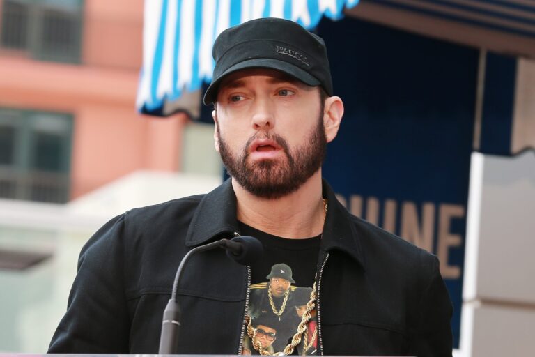 Eminem Wanted Mariah Carey to Play HIS MOM In ‘8 Mile,’ Triggered Her ‘Insecurities,’ Source Claims