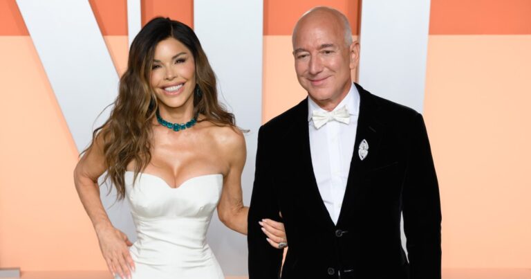 Usher, DJ Cassidy to Perform at ‘Over-the-Top’ Bezos Wedding Party