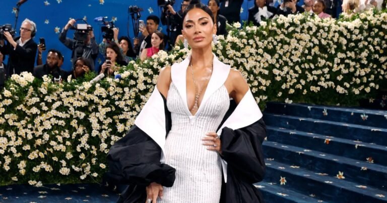 Nicole Scherzinger Loves These Chic Bangles for Arm Workouts