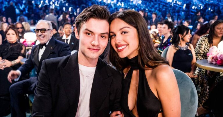 Olivia Rodrigo and Boyfriend Louis Partridge’s Relationship Timeline