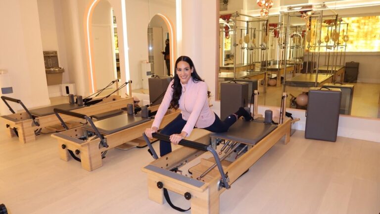 Pilates Expert Nofar Hagag Shares How Emily Ratajkowski Sculpts Her Body With the Trainer’s Unique Method