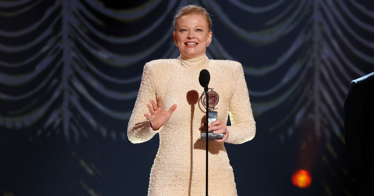 Sarah-Snook-Tonys-GettyImages-2219231078