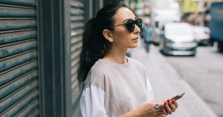 14 Stylish Oversized T-Shirts on Amazon — All Under $30