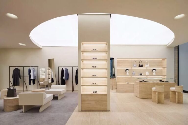 Thoughtfully Designed Fashion Boutiques : Canadian Retail