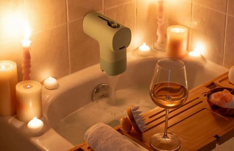 Skin-Soothing Bath Filters : canopy bath tub filter