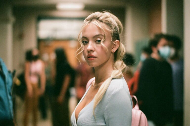 Sydney Sweeney’s X Rated ‘Euphoria’ Scenes Left Family Speechless, Here’s Their Shocking Reaction