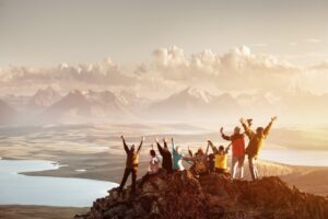 Influencer Travel Guides : Influencer-Hosted Tour Program