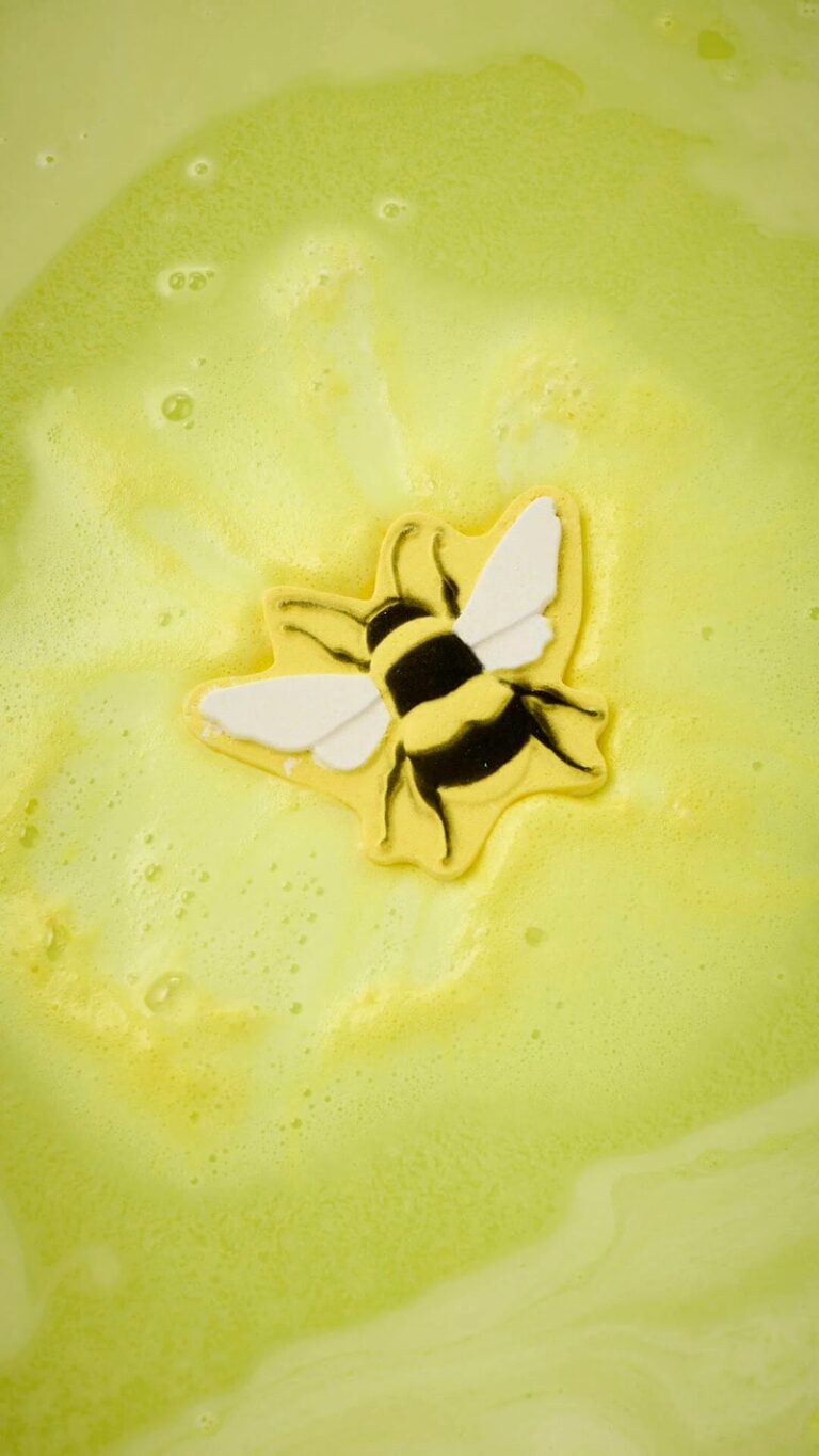 Fundraising Bath Bombs : limited edition bath bomb