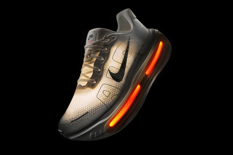 Antigravity-Inspired Training Sneakers : Nike Vomero