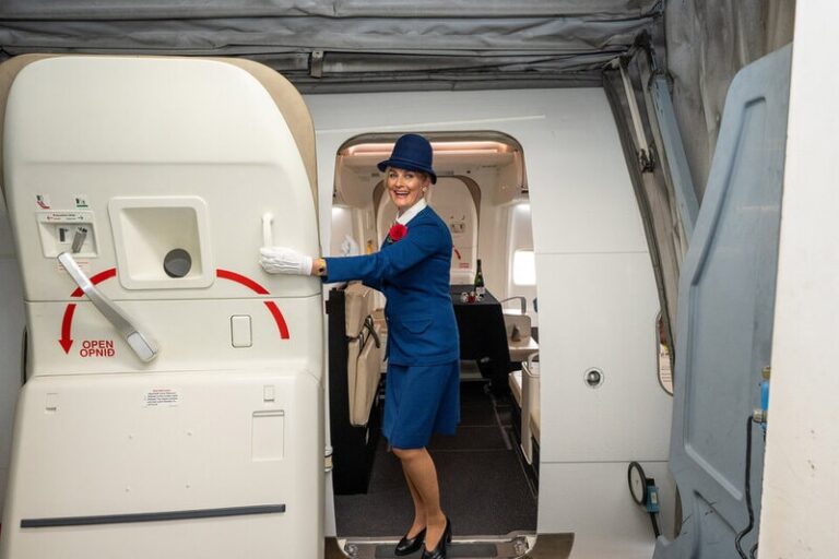 Pan Am Journeys by Private Air