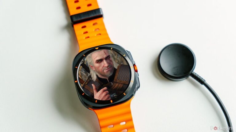 Someone got The Witcher 3 running on a smartwatch, and you can too