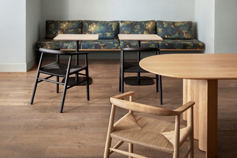 Sustainable Modern Chair Designs : ZEITRAUM