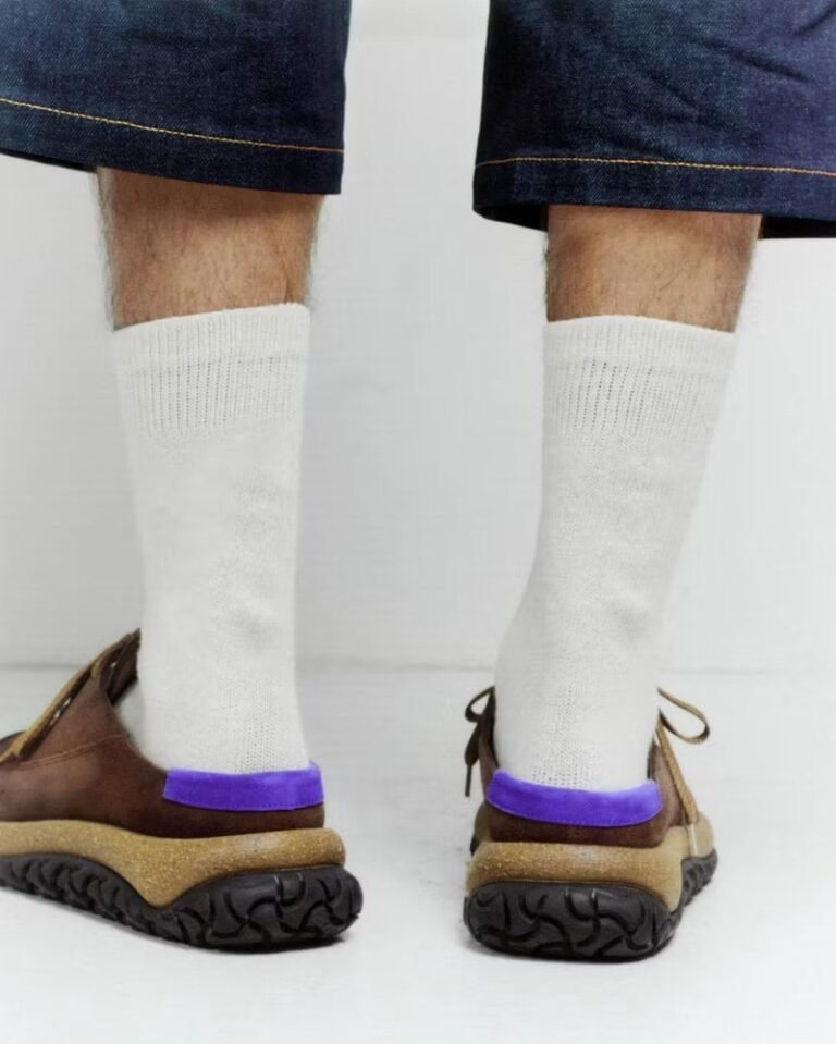 Luxurious Ergonomic Footwear : 1774 line