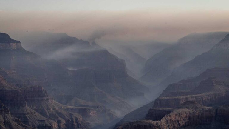 15 sources of wildfire smoke forecasts for North America » Yale Climate Connections