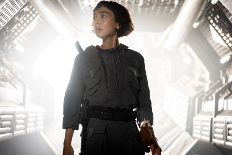 Earth Cast Tease FX Series At SDCC