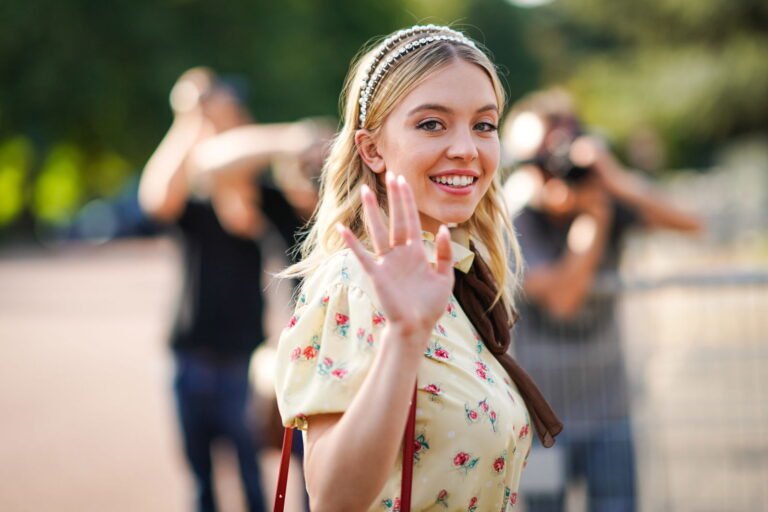 3 Reasons Sydney Sweeney Is Actually the Perfect Actress to Be the Next James Bond Girl