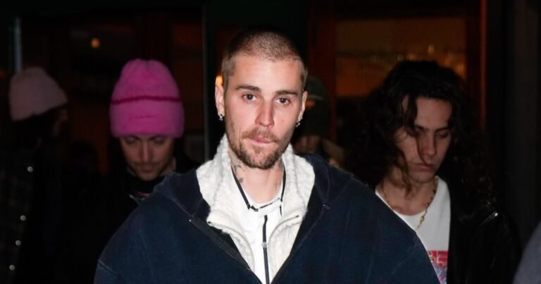 Justin Bieber Addresses Paparazzi Moments on New Album Swag
