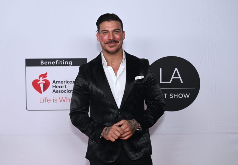 Jax Taylor Sells Bar as Part of Ongoing Effort to Stay Sober