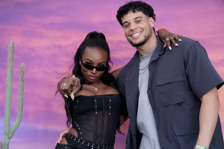 It’s Over for Love Island Couple!