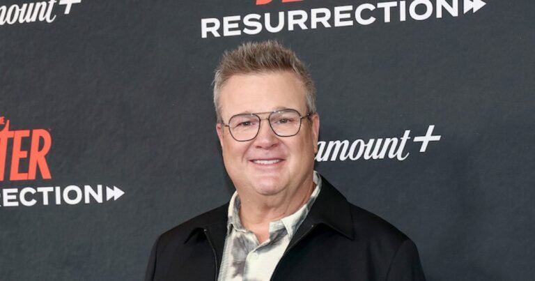 Eric Stonestreet Reacts to Travis Kelce and Taylor Swift Dating