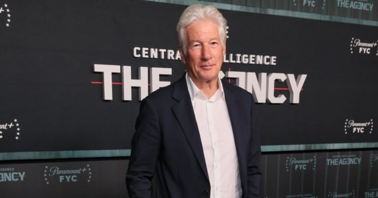 Paul Simon’s Daughter Criticizes Richard Gere Over Home Sale