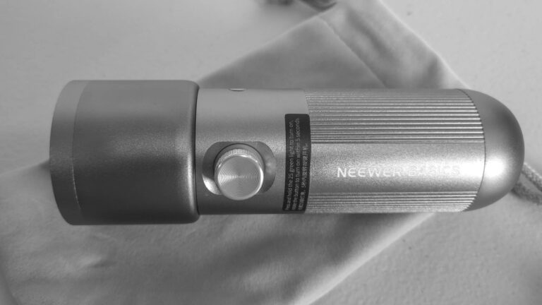 Review: Neewer FL10 Spotlight and Gobo Projector