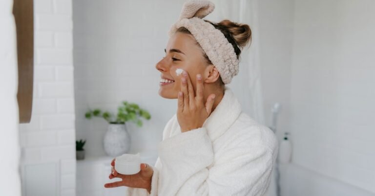 Shoppers Say This Lightweight Cream Gives ‘Smooth and Glowing Skin’