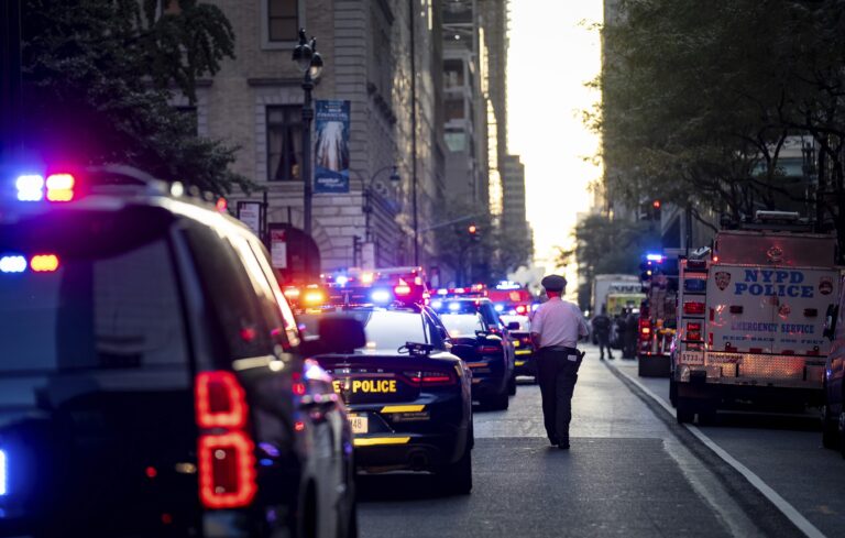 Gunman Kills 4 In NYC Office Tower Shooting