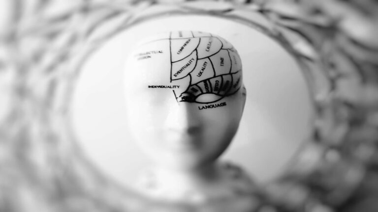 Does photography improve your memory?