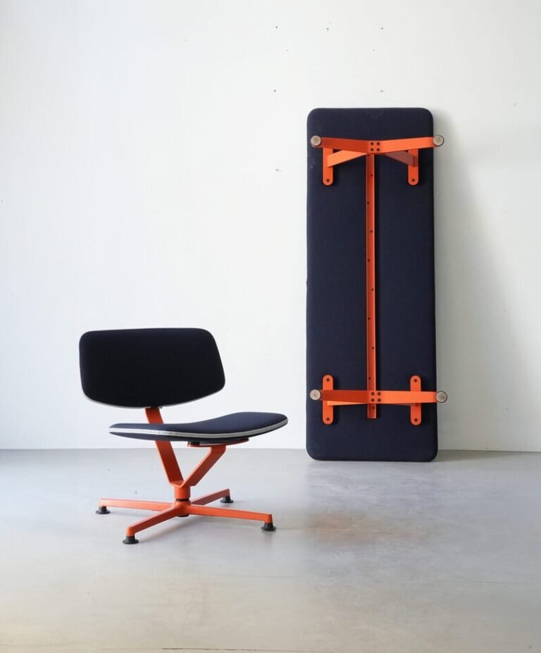 Minimal Flat-Pack Design : arba
