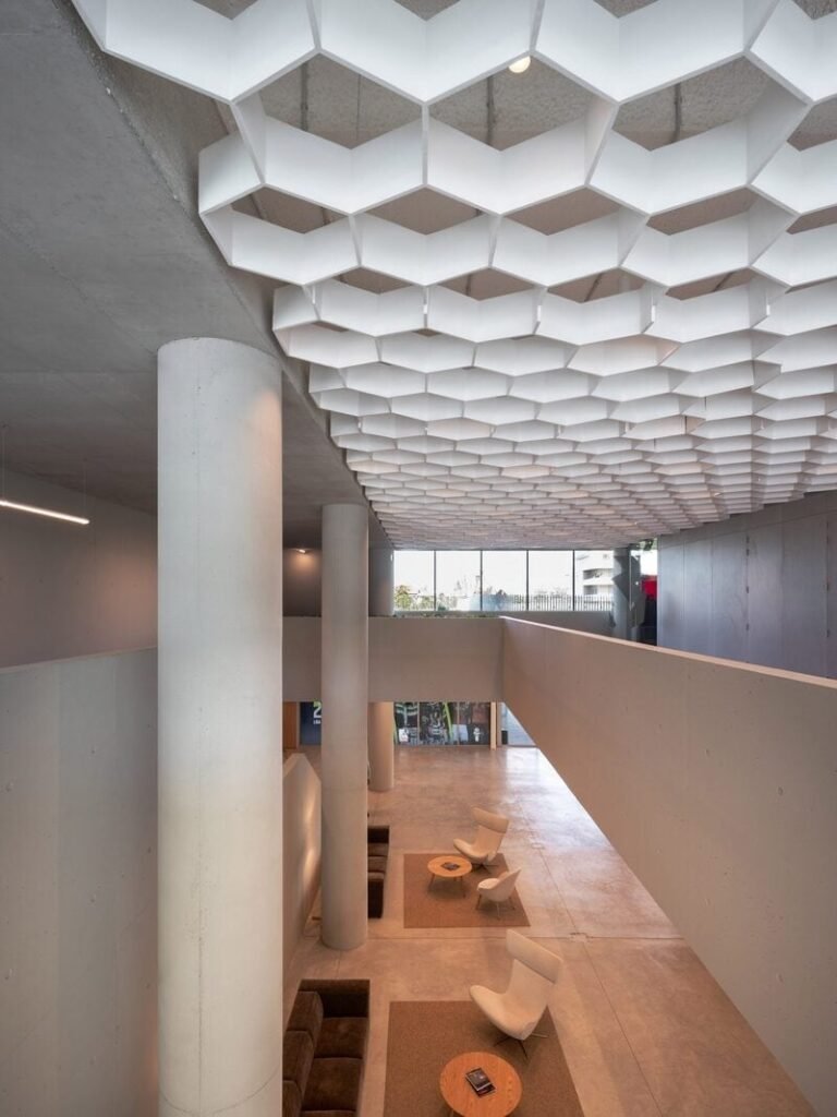 Modern Football Museum Headquarters : Arena Liga Portugal