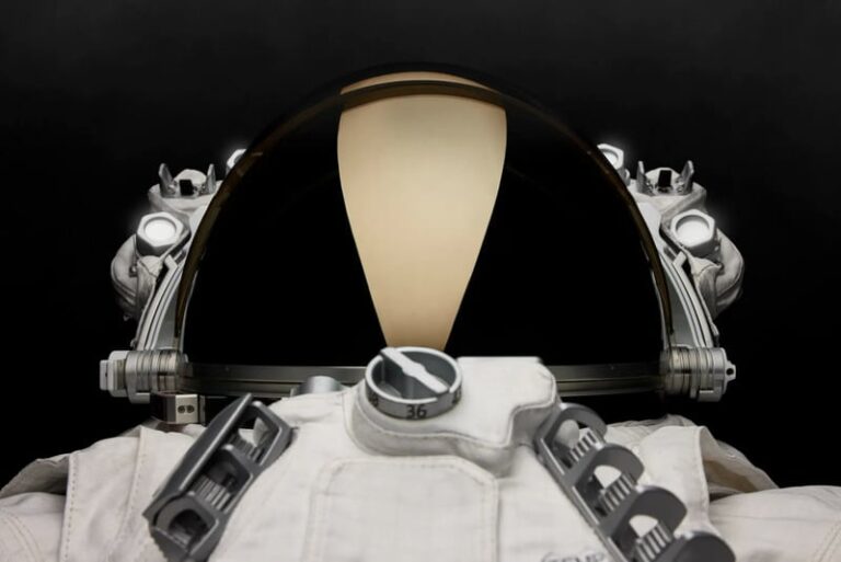 Aerospace-Focused Optical Collaborations : Axiom Space