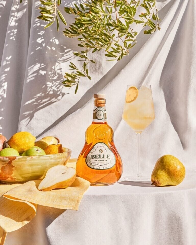 Peach-Infused Cognac Liqueurs : Belle de Brillet