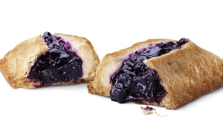 Seasonal Berry QSR Pies : Blueberry & Crème Pie