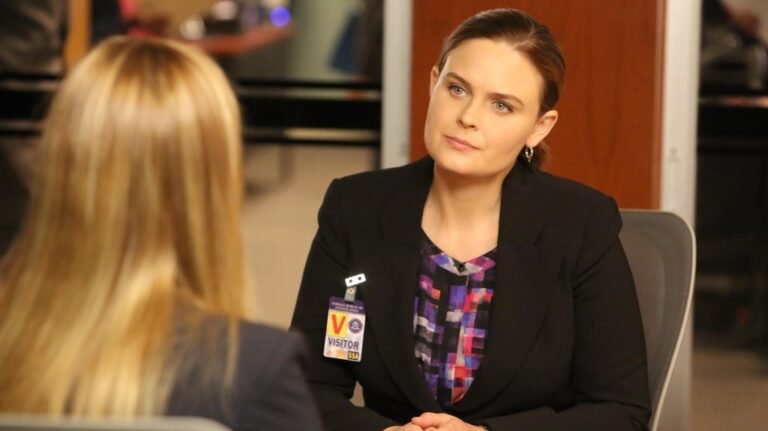 Emily Deschanel Recalls Having Panic Attacks Filming ‘Bones’ Season 1