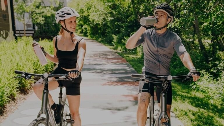 Pump-Integrated Water Bottles : BOTTLE BOTTLE