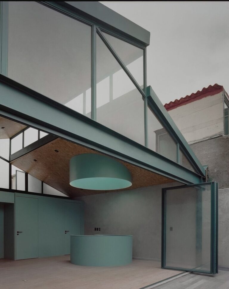 History-Rooted Urban Renovations : Casa Sofia