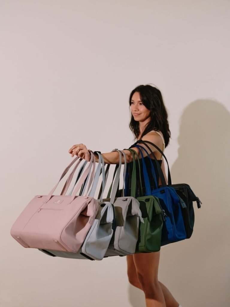 Stylish Practical Tote Designs : Cascade Tote