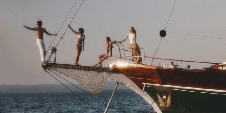 Summer-Ready High Fashion Collections : effortless ease