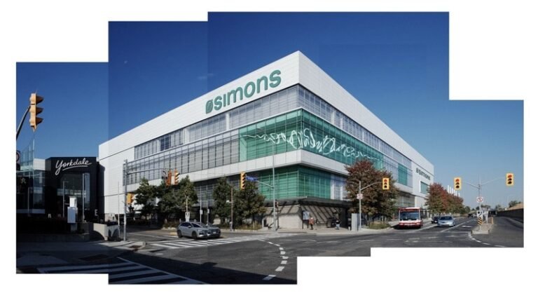 Sizable Family-Owned Retailer Flagships : family-owned retailer