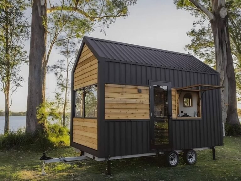 Compact Dual‑Loft Homes : Gunyah