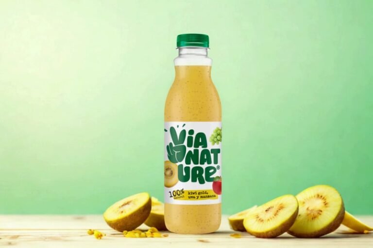 Spanish Kiwi-Focused Beverages : kiwi gold juice