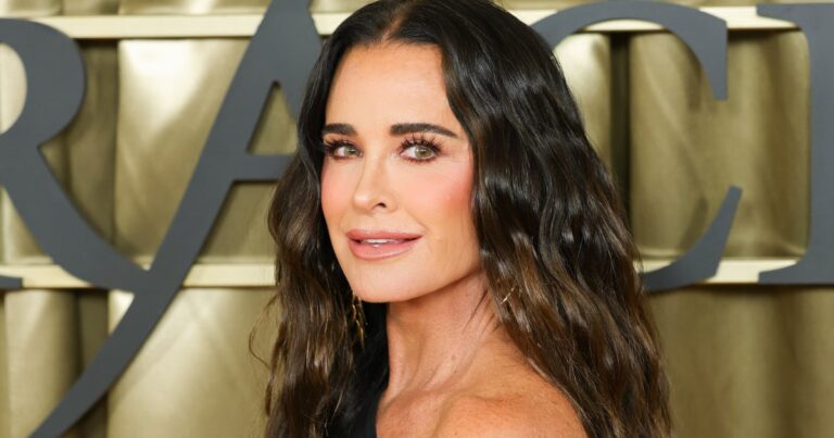 Kyle Richards Says This $22 Lip Stain Delivers A ‘Natural’ Lip Color
