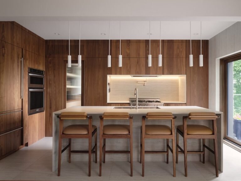 Functional Modern Dwellings : Maplewood Residence