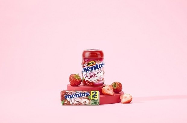 Summertime Fruit Gum Flavors : Mentos Pure Fresh Strawberry