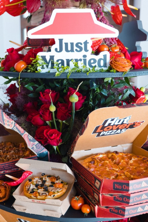 Wedding Pizza Promotions : pizza hut 6